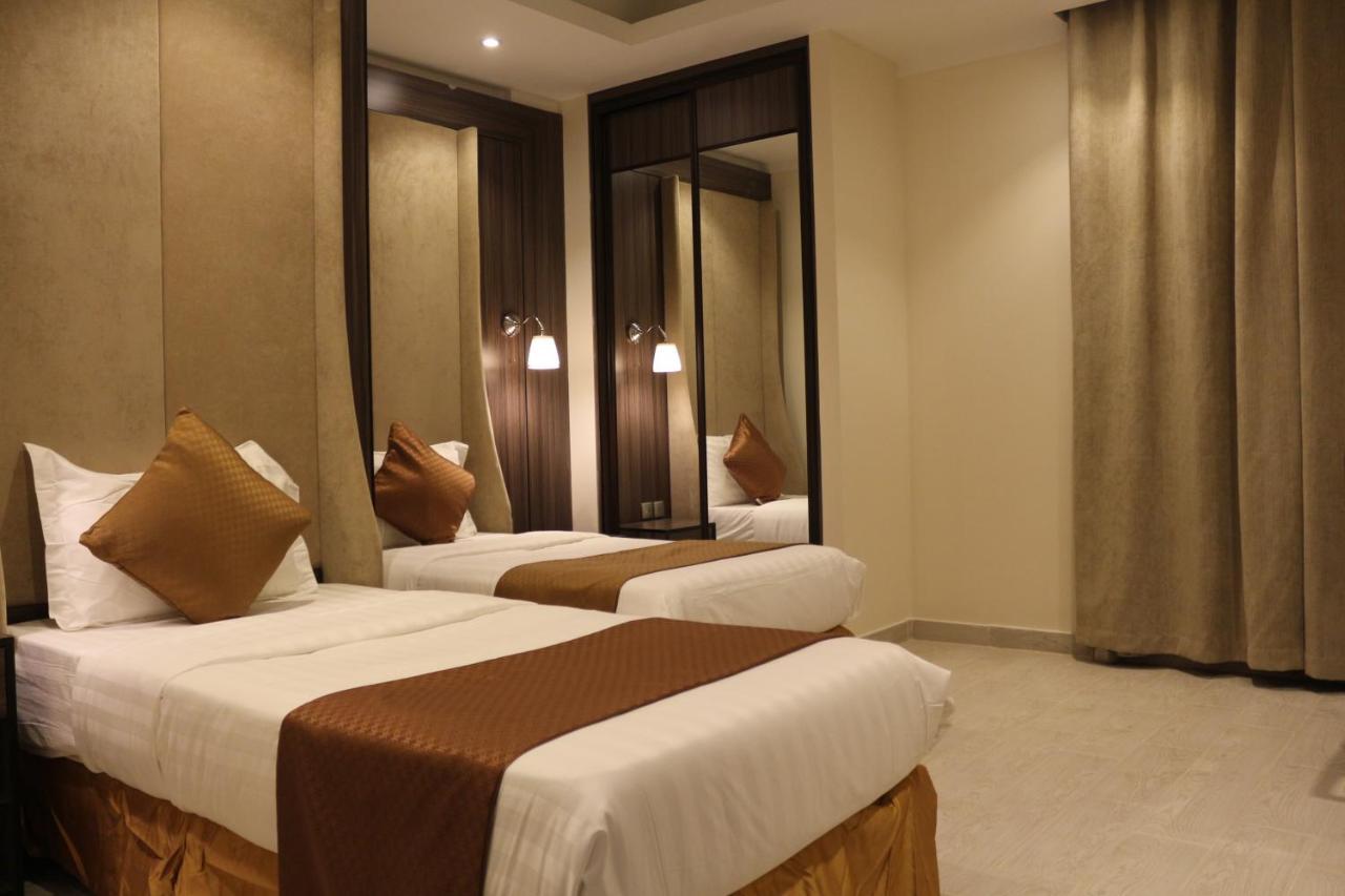 Valencia Hotel Suites Khobar Extérieur photo