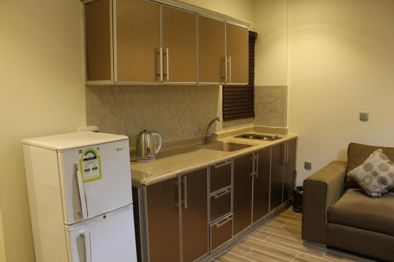 Valencia Hotel Suites Khobar Extérieur photo