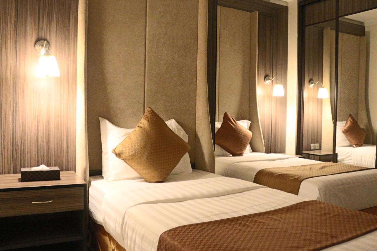 Valencia Hotel Suites Khobar Extérieur photo