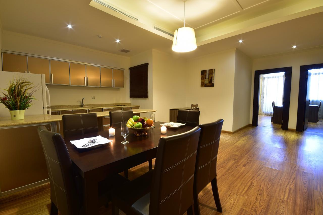 Valencia Hotel Suites Khobar Extérieur photo