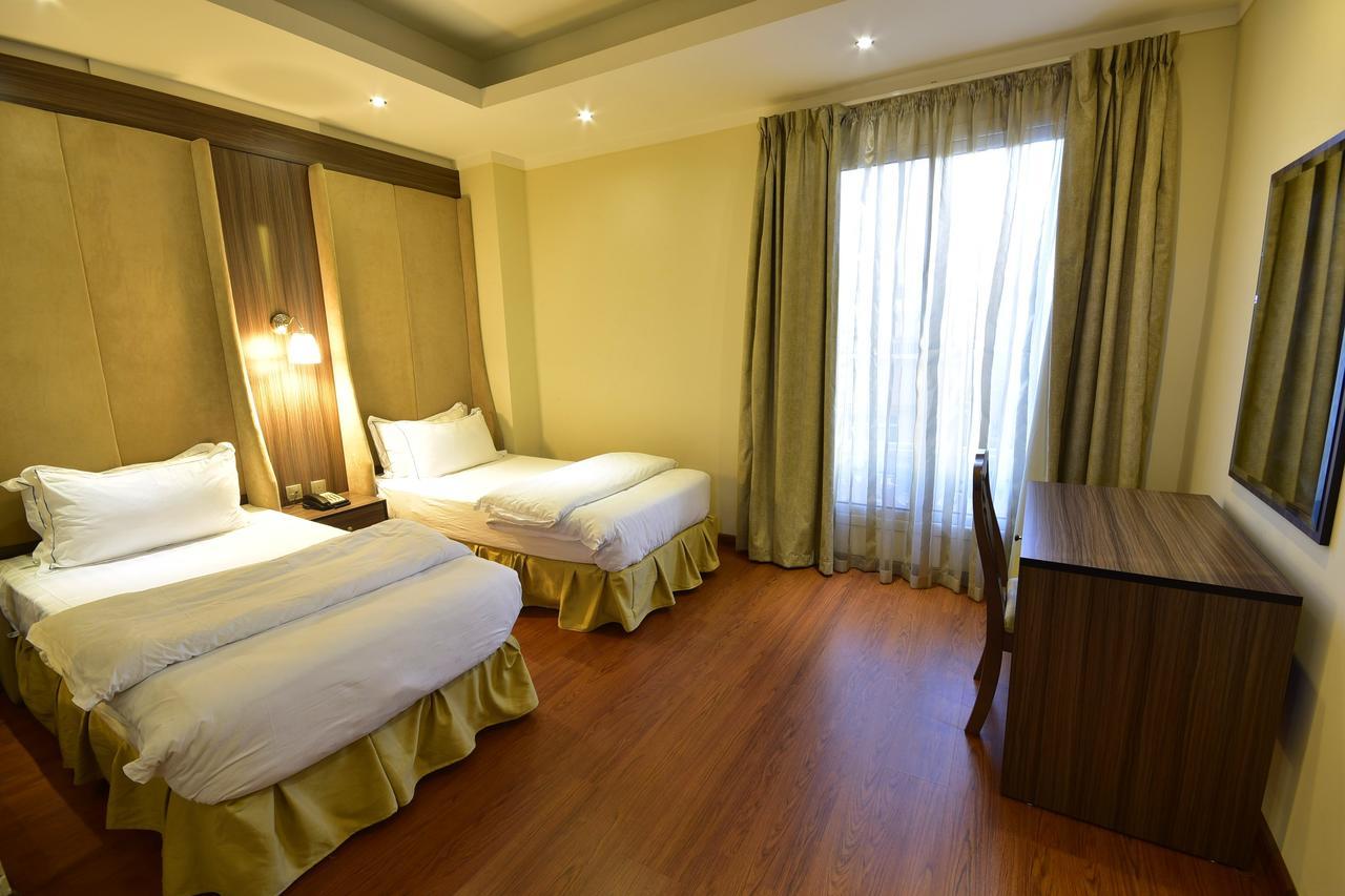 Valencia Hotel Suites Khobar Extérieur photo